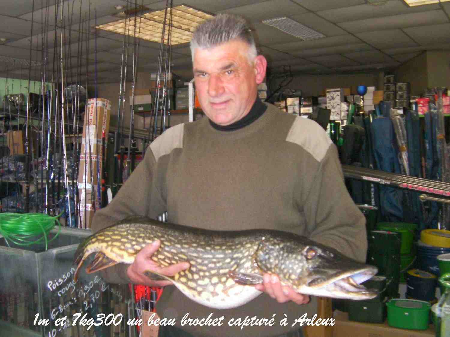 Voir l'image un beau brochet.jpg en taille réelle